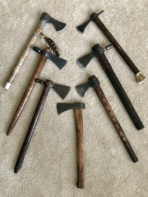 Tomahawk Aesthetic, Tomahawk Design, Indian Tomahawk, Forging Knives, Special Forces Gear, Tactical Swords, Cool Knives, Axes, Blacksmithing