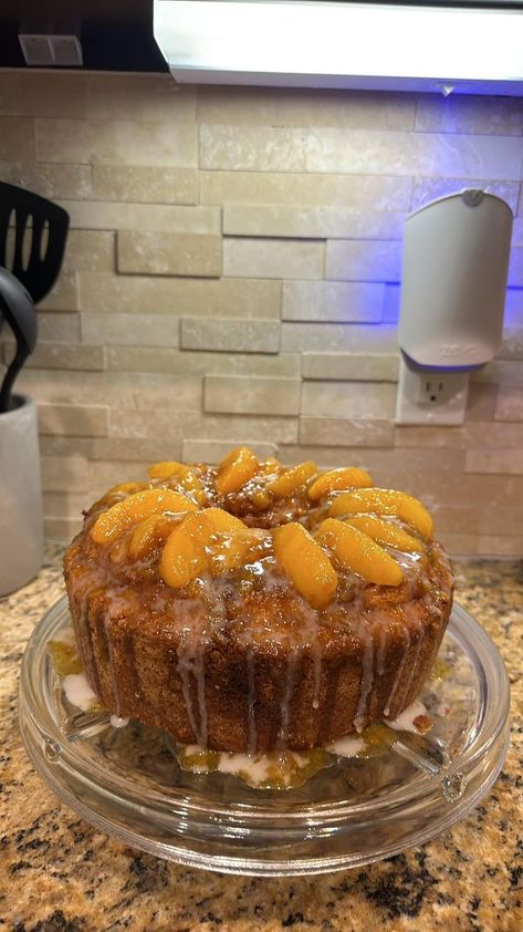 Hennessy Pound Cake Recipe, Soft Buns Recipe, Pineapple Dream Cake, Peach Cobbler Pound Cake Recipe, Mexican Wedding Cake Cookies, Hennessy Cake, Peach Cobbler Pound Cake, Mexican Wedding Cake, Peach Pound Cakes