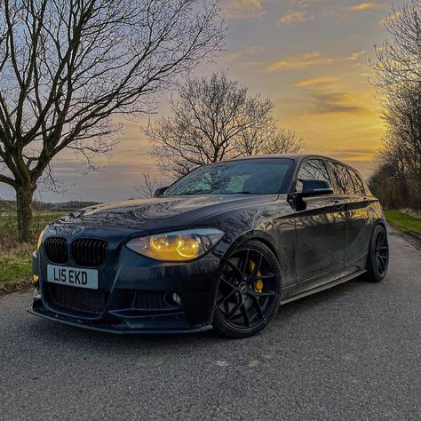 Damian on Instagram: “- 𝕊𝕙𝕖 𝕓𝕖 𝕕𝕚𝕣𝕥𝕪 - #bmw #116d #bmw1series #bmwf20 #lowered #saphireblack #mpower #remap #michelin #bolawheels #1series #1seriesclub…” Bmw 750i M Sport, Bmw E60 Black, Bmw Series 3 Black, Bmw 6x Black, Bmw F20, Serie Bmw, Bmw 1 Series, Best Luxury Cars, Luxury Cars