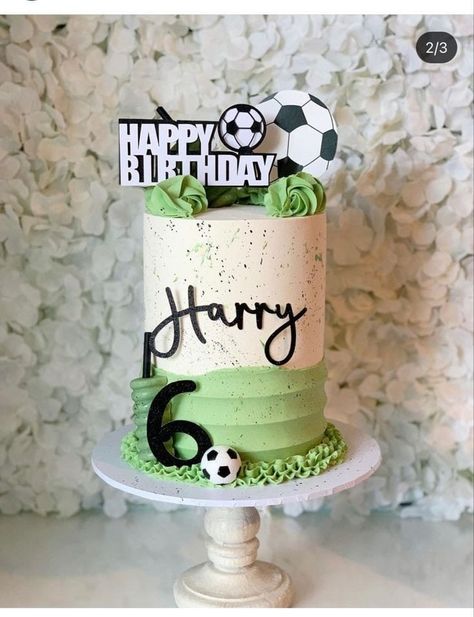 Buttercream Soccer Cake, Soccer Football Cake, Easy Soccer Birthday Cake, Soccer Cake Design, New Beginning Cake Ideas, Soccer Cake Birthday, Soccer Theme Cake Ideas, Sport Themed Cake, Soccer Themed Cakes For Boys