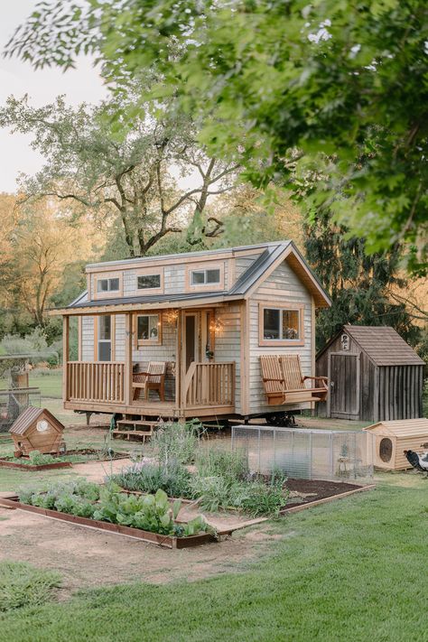 13 Homestead Tiny House Off Grid Ideas 2 Tiny House With Garden, Tiny House Community Layout Design, Tiny Home Homestead, Tiny Home Landscaping, Tiny House Landscaping, Homestead House Design, Tiny House Community Layout, Farm Tiny House, Loft Conversion Layout