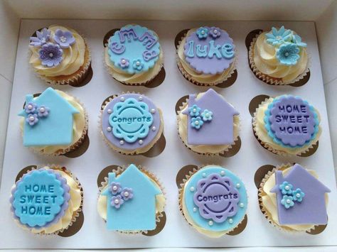 Housewarming Baked Goods, Real Estate Cupcakes, Welcome Home Cupcakes, House Warming Cupcakes Ideas, New Home Cupcakes, Housewarming Cupcakes, Event Cupcakes, House Cupcakes, Housewarming Party Themes