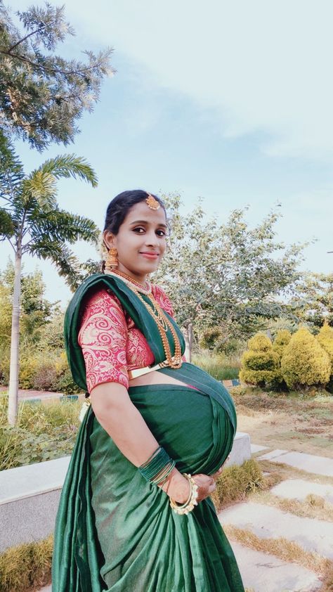 Green saree Traditional Maternity Photoshoot, Pregnant Model, Beautiful Pregnancy, Indian Bridal Photos, Dresses For Pregnant Women, Pretty Pregnant, Maternity Chic, Beautiful Casual Dresses, Green Saree