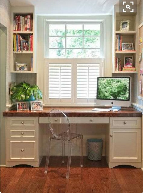 Traditional Home Office, Office Nook, Real Estat, Office Guest Room, Desk Areas, 아파트 인테리어, Small Home Office, Built In Desk, Diy Desk