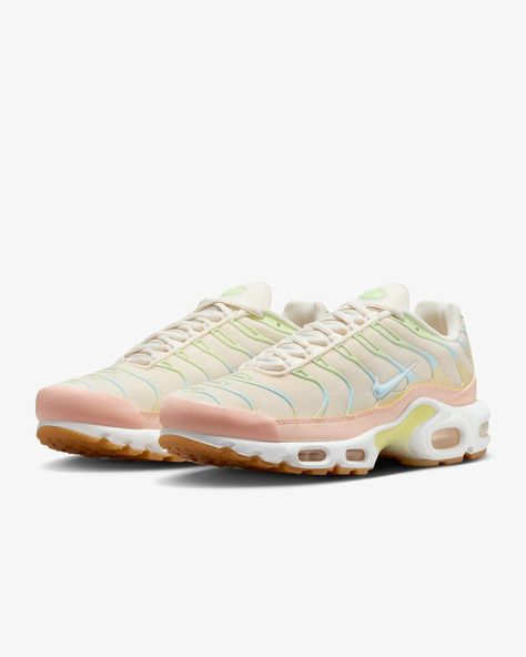 Nike Air Max Plus Women's Shoes. Nike CA Tn Atlanta, Nike Tn, Solar Flare, Nike Air Max For Women, Nike Sneakers Women, Nike Shox, Breathable Sneakers, Nike Air Max Plus, Air Max Plus