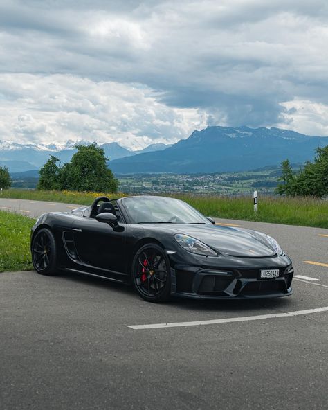 Porsche Cayman Squad (1/3): Porsche Cayman 718 Spyder 😍 Shot with @lumix #swisscars #swissphotographer #swissphotographers #swissphotography #photography #photographer #car #cars #carporn #cargram #carinstagram #carphotography #carlovers #carsswitzerland #porsche #cayman #caymanspyder #german #acecafeluzern #luzern #switzerland Porsche 718 Spyder, Cayman 718, 718 Spyder, Swiss Cars, Luzern Switzerland, Porsche Cayman S, Cayman S, Ferdinand Porsche, Porsche Cayman