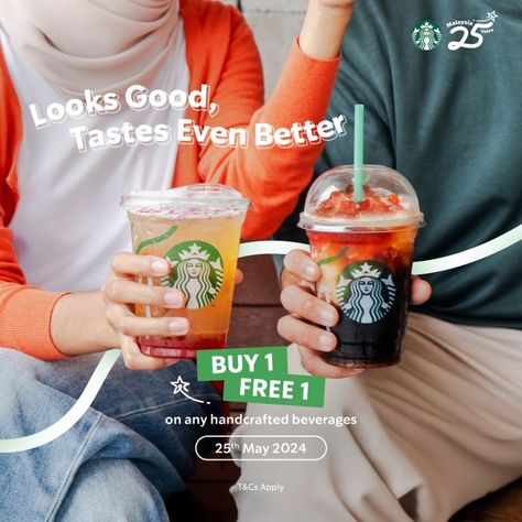 Starbucks Buy 1 FREE 1 Promotion on 25 May 2024 – Enjoy Delicious Handcrafted Beverages! Bubble Tea Pictures, Coffee Promotion Design, Buy 1 Get 1 Free Design Poster, Coffee Creative Ads, Starbucks Ads, Starbucks Promotion, Xing Fu Tang, Beverage Photography Ideas, Tea Pictures