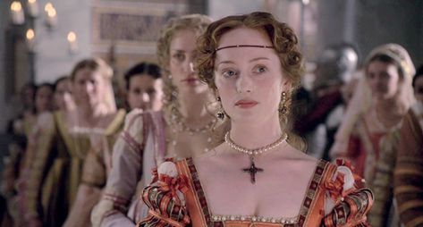 Giulia Farnese, Lotte Verbeek, Cesare Borgia, The Borgias, Historical Movies, Head Necklace, Bride Of Christ, Twitter Icon, Historical Dresses