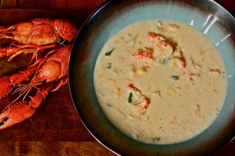 Crawfish Soup, Crawfish Dishes, Crawfish Bisque, Crawfish Recipes, Cream Of Potato Soup, Creole Cooking, Cajun Cooking, Louisiana Recipes, Seafood Soup