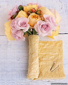 How to wrap the end of a bouquet. Martha Stewart style Martha Stewart Weddings Flowers, Prom Flowers Bouquet, Decorative Pins, Diy Bouquet Wrap, Diy Bridal Bouquet, October 3rd, Ribbon Bouquet, How To Wrap, Making A Bouquet