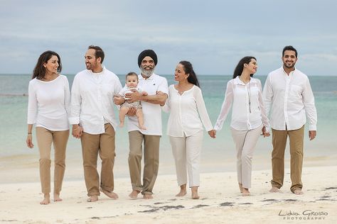 East Indian Punjabi family portraits Cancun, Professional Family Portraits in Cancun, Riviera Maya and Mexico | #cancunphotographers #beachportraitscancun #familyportraitscancun #familyphotographer #cancunphotos | www.photosmilephotos.com | info@photosmilephotos.com Family Vacation Photos, Cancun Photos, Family Beach Portraits, Ideas For Pictures, Family Picture Poses, Beach Portraits, Cancun Mexico, Family Reunions, Vacation Photos