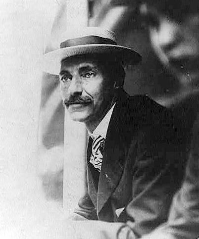 Photo: John Jacob Astor IV in 1909. He was the wealthiest person aboard the Titanic. Credit:  Library of Congress, Prints and Photographs Division. Read more on the GenealogyBank blog: “Honeymooning on the Titanic” https://blog.genealogybank.com/honeymooning-on-the-titanic.html Titanic Real, John Jacob Astor Iv, John Jacob Astor, Real Titanic, Titanic Photos, Titanic Facts, Titanic History, Richest In The World, The Titanic