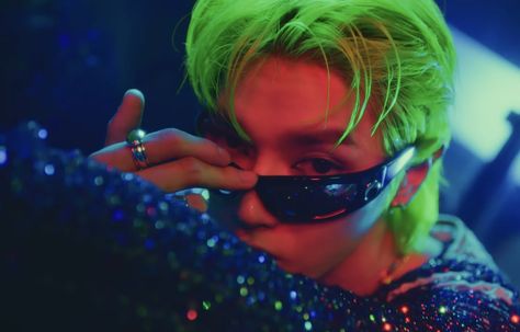 Finest Men, Video Fashion, One 1, Music Video, Nct, Thread, Music, Green