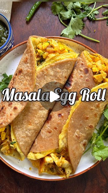 Egg Recipes For Breakfast Indian, Chapathi Roll Recipes, Boil Egg Recipes Ideas, Egg Roll Recipes Indian, Recipes With Boiled Eggs, Indian Eggs, Folded Wraps, Egg Chilli Recipe, Boiled Eggs Recipes