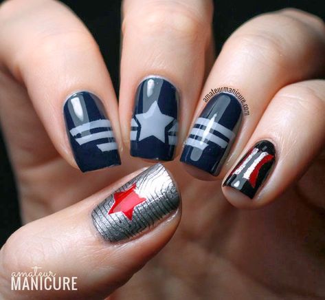 Captain America Nails, Superhero Nails, Avengers Nails, Marvel Outfits, Marvel Nails, America Nails, Magic Nails, The Winter Soldier, Disney Nails