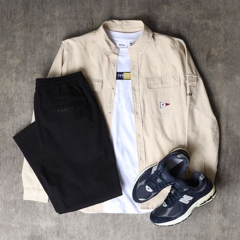 Outfit Grid Streetwear, Spring Trousers, Outfit Homme, Mens Smart Casual Outfits, Curated Outfit, Big Men Fashion, Everyday Casual Outfits, Smart Casual Men, Outfits Hombre