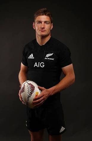 Player full back 15 (JORDIE BARRETT) Nz All Blacks, Rugby Games, All Blacks Rugby, New Zealand Rugby, Rugby Team, Love U Forever, All Blacks, Rugby Union, Rugby Players