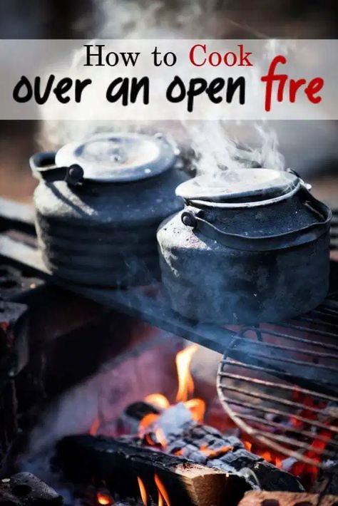 Fire Pit Food, Campfire Recipes, Homesteading Tips, Cooking Over Fire, Open Fire Cooking, Cast Iron Cookware Set, Homestead Life, Camping 101, Fire Food