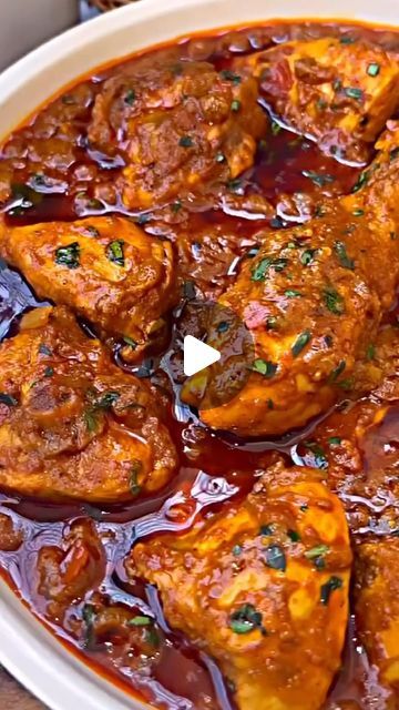 Recipes on Instagram: "Chicken spicy😍😍

#foods #foodstyling #foodblogger #foodies #foodlover #viralreels #viral #viralvideos #trendingreels #trending #trendingnow #today #cheese #creamcheese #cooking #recipe #ramadanmubarak #explore #explorepage #exploremore #reelsinstagram #reelitfeelit #reelsindia #instagram #lunchbox" Chicken Gravy Recipe Indian, Chicken Curry Recipes, Schezwan Chicken, Chicken Masala Recipe, Holi Recipes, Curry Recipes Indian, Cooking Dishes, Chicken Masala, Chicken Tikka Masala