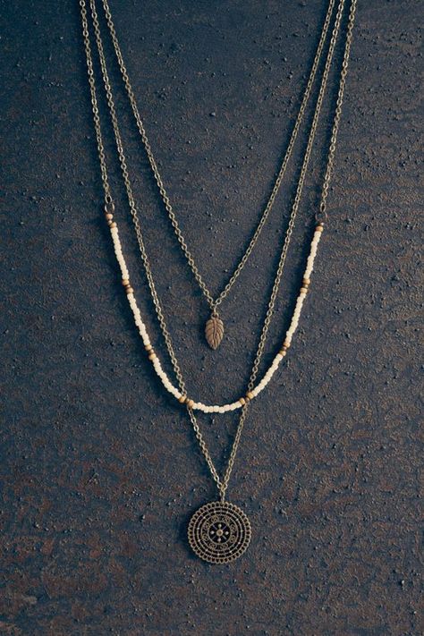 Related image Layered Necklaces Boho, Three Necklaces, Mandala Necklace, Necklace Layered, Bohol, Hippie Necklace, Layered Necklace, Short Necklace, Handmade Boho