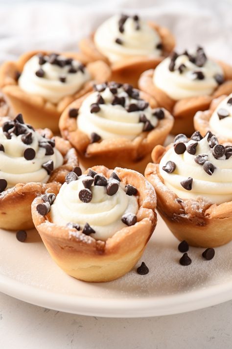 Mini Cannoli Cups - That Oven Feelin Cannoli Cups, Tennessee Onions, Mini Cannoli, Meatloaf Casserole, Alfredo Lasagna, Blueberry Yogurt, Italian Night, Mickey Nails, Gf Baking