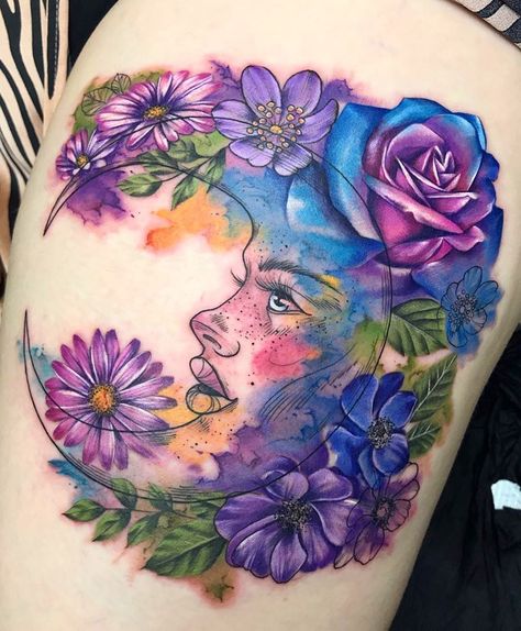 Watercolor Tattoos Magazine on Instagram: “🌒 @emmamakestattoos 🇬🇧 . . . . . . . #watercolourtattoos #tattoos  #ink  #inked  #tattooed  #tattooartist  #tattooart  #tattoolife…” Watercolor Moon Tattoo, Witchy Tattoos, Shin Tattoo, Abstract Tattoo Designs, Rose Tattoos For Women, Classy Minimalist, Tattoos Love, Moon Tattoos, Petite Tattoos