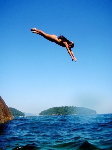 diving into adventure Cliff Diving, Fear Of Flying, Fear Of The Unknown, Camping Fun, Endless Summer, Outdoor Fun, Summer Of Love, New Yorker, Beach Life