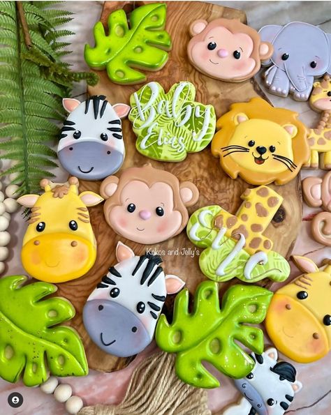 Safari Theme Birthday Party, Diy Baby Shower Centerpieces, Safari Cookies, Farm Cookies, Fox Birthday, Safari Theme Birthday, Fondant Cupcake Toppers, Sugar Cookie Designs, Diy Cookie