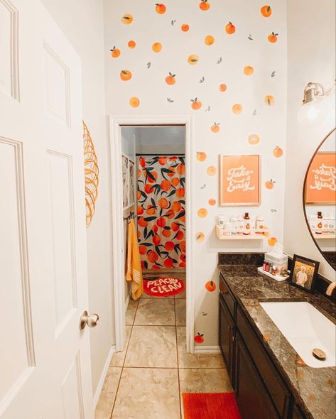 Citrus Themed Bedroom, Peachy Bathroom Ideas, Fruit Themed Bathroom Ideas, Peachy Clean Bathroom Decor, Orange Theme Bathroom, Fruit Themed Home Decor, Peachy Bathroom Decor, Orange And Yellow Bathroom, Fruit Bathroom Theme