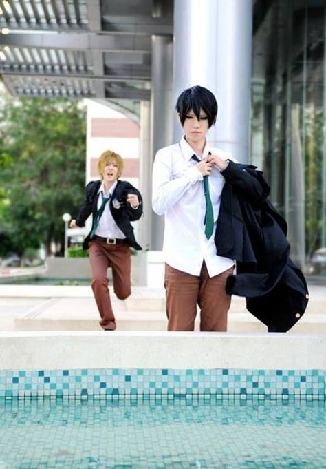 free! haru x makoto Haru And Makoto, Free Cosplay, Beach Bodies, Free Eternal Summer, Free Iwatobi Swim Club, Kyoto Animation, Free Iwatobi, Epic Cosplay, Cosplay Tutorial