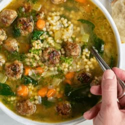 Italian Wedding Soup Recipes, Soup And Sides, Shepherds Pie Recipe Pioneer Woman, Escarole Recipes, Wedding Soup Recipe, Italian Wedding Soup Recipe, Italian Soup Recipes, Avocado Soup, Best Soups