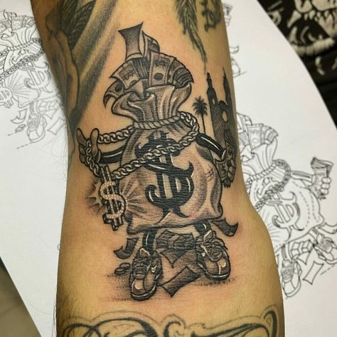 Money Bag Tattoo On Hand Chase A Bag Tattoo, Bag Tattoo Ideas, Money Bag Tattoo Stencil, Money Bag Tattoo On Hand, Money Tattoo Ideas, Moneybag Tattoos, Money Rose Tattoo, Money Bag Tattoo, Bag Tattoo