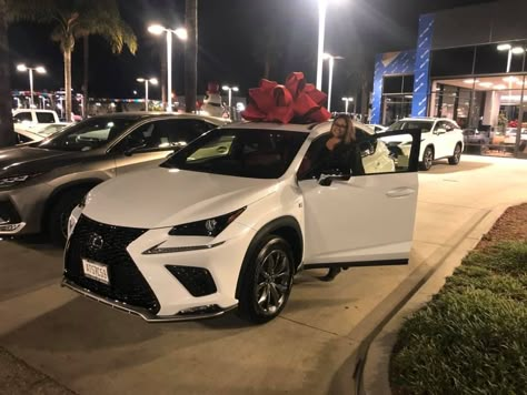 Lexus Sport Suv, White Lexus Red Interior, Lexus Nx 2023, Lexus Nx 350 F Sport 2024, White Lexus Aesthetic, White Lexus Suv, Lexus Nx 300 F Sport, Lexus Nx 350 F Sport, Lexus Nx 350