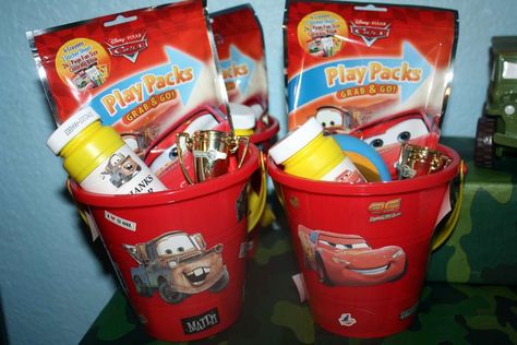 Cars Party Favors Ideas, Disney Pixar Cars Birthday Party, Pixar Cars Birthday Party, Mater Birthday, Disney Cars Birthday Theme, Cars Birthday Party Ideas, Lightning Mcqueen Party, Mcqueen Party, Pixar Cars Birthday