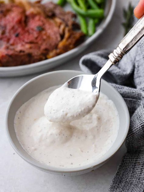 This Horseradish Sauce is creamy and full of flavor. The horseradish is strong and spicy, and paired with sour cream and other unique flavors, this sauce takes any dish to the next level! Layered Potato Casserole, Horseradish Cream Sauce, Sour Cream Substitute, Creamy Horseradish Sauce, Homemade Buffalo Sauce, Horseradish Cream, Leftover Pizza, Fruit Diet, The Recipe Critic