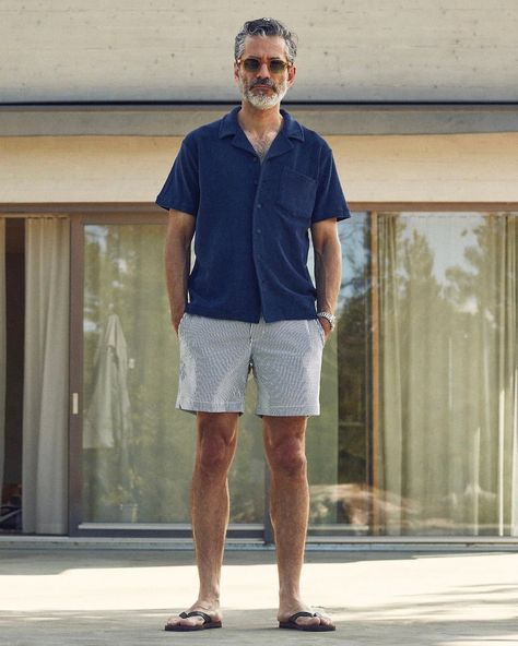 Seersucker Shorts Outfit, Dad Style Men's Fashion, Wedding Outfits Men, Beach Wedding Outfit Guest, Olukai Mens, Attire Guide, Dad Outfits, Vacation Capsule, Cuban Collar Shirt