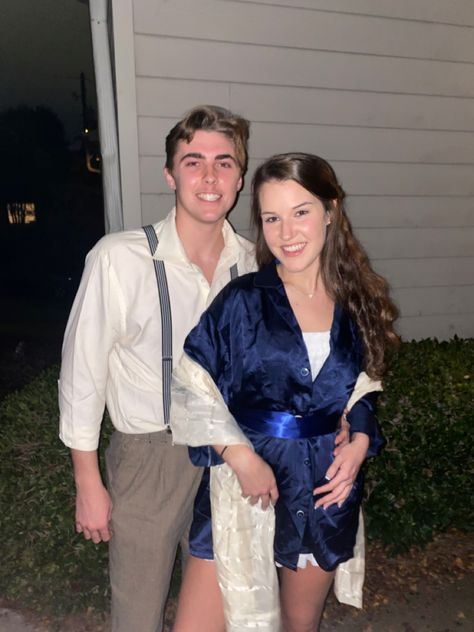 Rose Dawson Halloween Costume, Rose Titanic Halloween Costume, Rose And Jack Costume, Rose Dawson Costume, Jack And Rose Costume Halloween, Titanic Rose Costume, Rose And Jack Halloween Costume, Titanic Couple Costume, Jack And Rose Halloween Costume