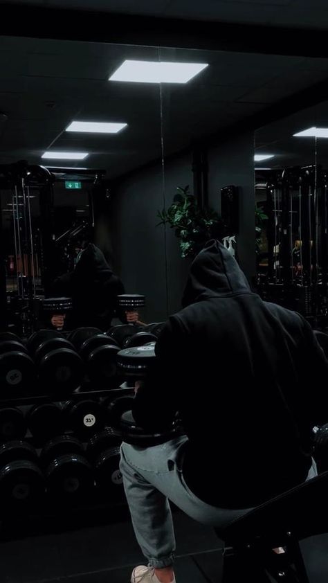 Man In Hoodie Aesthetic, Gym Men Photography, Gym Therapy, Monk Mode, Bjj Gym, Gym Story, Be Your Best Version, Gym Men Motivation, Lockscreen Iphone Quotes