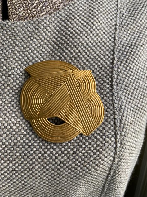 Dream Accessories, Gold Geometric, Modern Jewelry, Brooch Pin, Brooches, Vintage Jewelry, Plating, Pendant, Gold