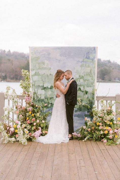 If you’ve been loving the painterly trend in weddings, you will fall head over heels for this shoot captured by Kathy Beaver Photography! From the custom monogram invitations to the live painter to the hand-painted wedding cake, every moment is a dream. Fire Wedding, Hand Painted Wedding Cake, Lake Toxaway, Beaver Photography, Painted Wedding Cake, Cashiers Nc, Wedding Glamour, Painted Backdrops, Bd Art