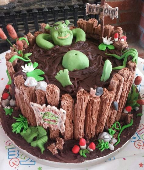 Swamp Cake, Shrek Party Ideas, Camping Theme Cakes, Shrek Wedding, Shrek Birthday Party, Shrek Cake, Shrek Birthday, Shrek Party, 2 Birthday Cake