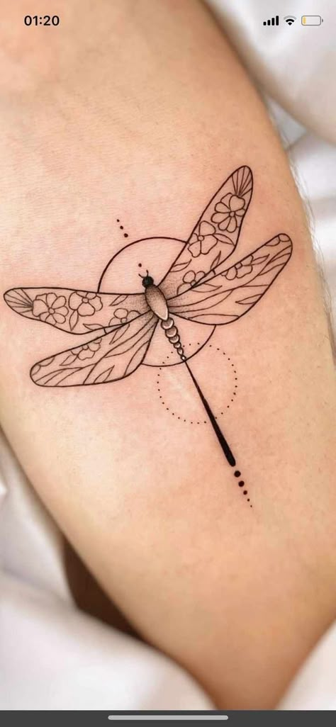 Small Dragonfly Tattoo, Dragonfly Tattoos, Flying Tattoo, Dragonfly Tattoo Design, Boho Tattoos, Dragonfly Tattoo, Dragon Fly, Elegant Tattoos, Mom Tattoos