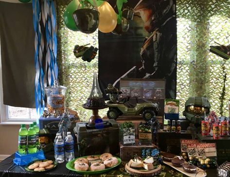 Colin's Halo/Army party Halo Party Ideas Birthdays, Master Chief Birthday Party Ideas, Halo Themed Birthday Party, Halo Birthday Party Ideas, Halo Birthday Parties, Halo Birthday, Halo Party, Army Birthday, Army's Birthday