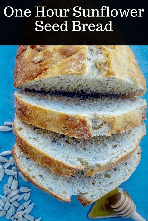 One Hour Sunflower Seed Bread - Romina's Little Corner Sunflower Seed Bread Recipe, Sunflower Seed Recipes, Sunflower Seed Bread, Seeded Bread Recipes, Easy Bread Recipe, Seed Bread, Panera Bread, Loaf Of Bread, Easy Bread Recipes