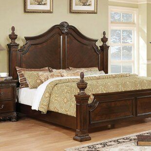 King Poster Bed, Italian Bedroom Furniture, Bedroom Beds, Queen Sized Bedroom, Italian Bedroom, Wooden Beds, Designer Bed, Wood Bed Design, King Sized Bedroom