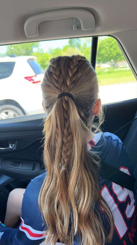 Game Hairstyles, Tennis Hairstyles, Football Hairstyles, Tennis Hair, Cute Volleyball Hairstyles, Running Hairstyles, Soccer Hairstyles, Volleyball Hair, Soccer Hair