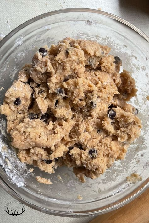 Coconut Sugar Chocolate Chip Cookies Recipes With Coconut Sugar, Coconut Sugar Chocolate Chip Cookies, Healthyish Desserts, Coconut Sugar Recipes, Coconut Sugar Cookies, Coconut Oil Chocolate Chip Cookies, Coconut Oil Cookies, Coconut Flour Cookies, Dark Chocolate Chip Cookies