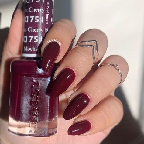 Daisy Nail Designs, INC. on Instagram: "Shade of the day: Cherry Mocha 751 🍒 from our 2020 Winter Collection ❄️ FT. These talented nail enthusiasts: @isanailsx @lolo.nailedit ❤️✨" Cherry Mocha Nails, Mocha Nails, Dnd Gel Nail Polish, Cherry Mocha, Dnd Nail Polish, Gel Nail Polish Colors, Shimmer Nail Polish, Dnd Gel Polish, Cherry Nails