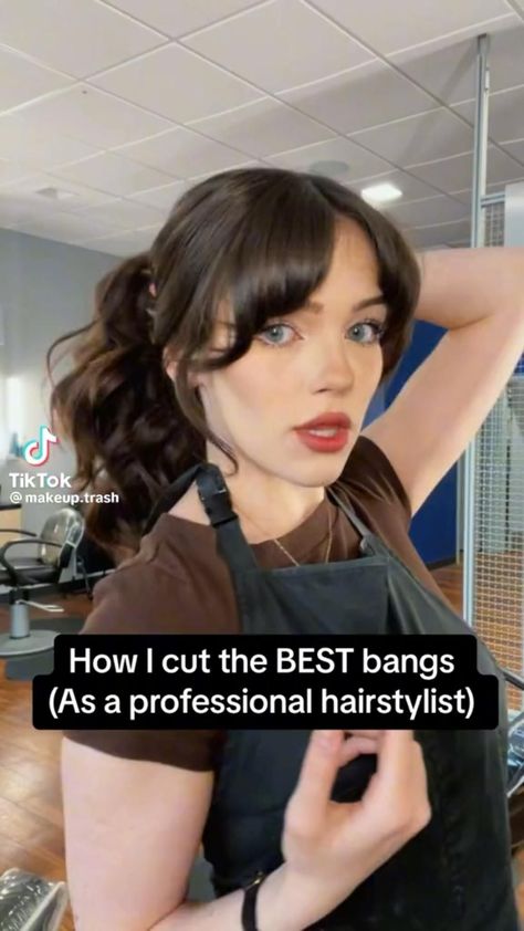 Flattering Bangs, Bangs Tutorial, How To Cut Bangs, Hair Stylies, Cut My Hair, Hair Envy, Aesthetic Hair, Hair Skin, Wavy Hair