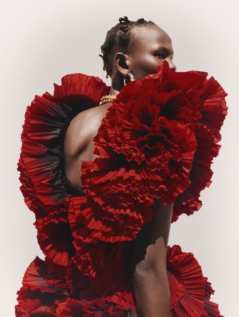 A Corset Dress, Bird Fashion, Resort 2020, Fashion Photography Inspiration, Trend Forecasting, Red Aesthetic, Corset Dress, Red Fashion, Fashion Details